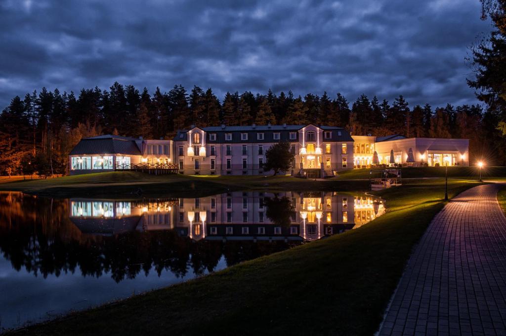 Hotel Lipowy Most Supraśl エクステリア 写真